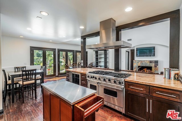 Building Photo - 6002 Graciosa Dr