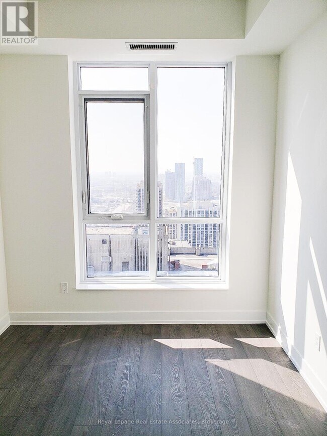 Building Photo - 9 Mabelle Ave