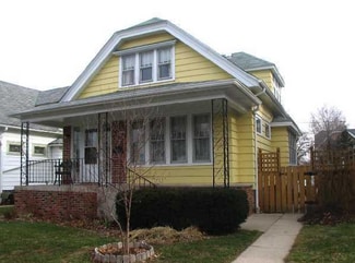 Building Photo - 3122 S 95th St