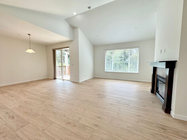 Foto del edificio - 1729 Cyrene Dr NW