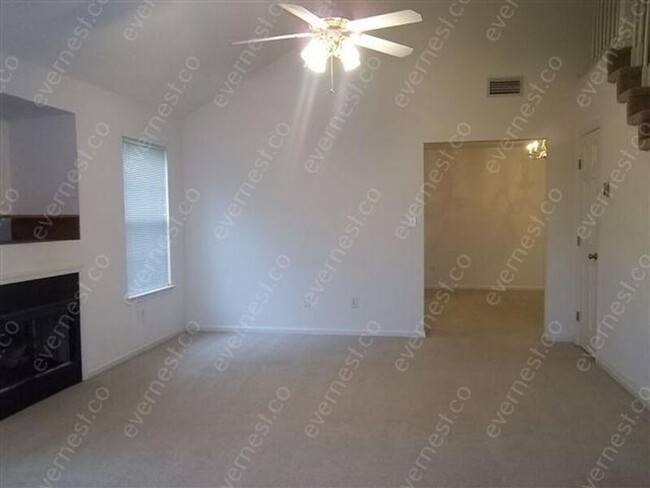 Building Photo - 2703 Westgate Cir