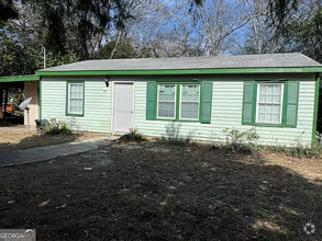 Building Photo - 2641 Deeb Dr