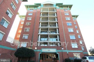 Building Photo - 505 E Braddock Rd