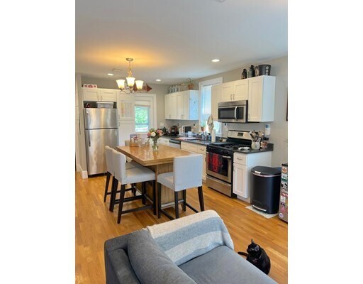 Primary Photo - 269 Minot St