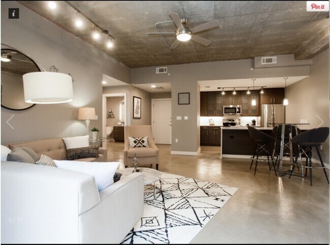 Building Photo - 202 Lavaca St