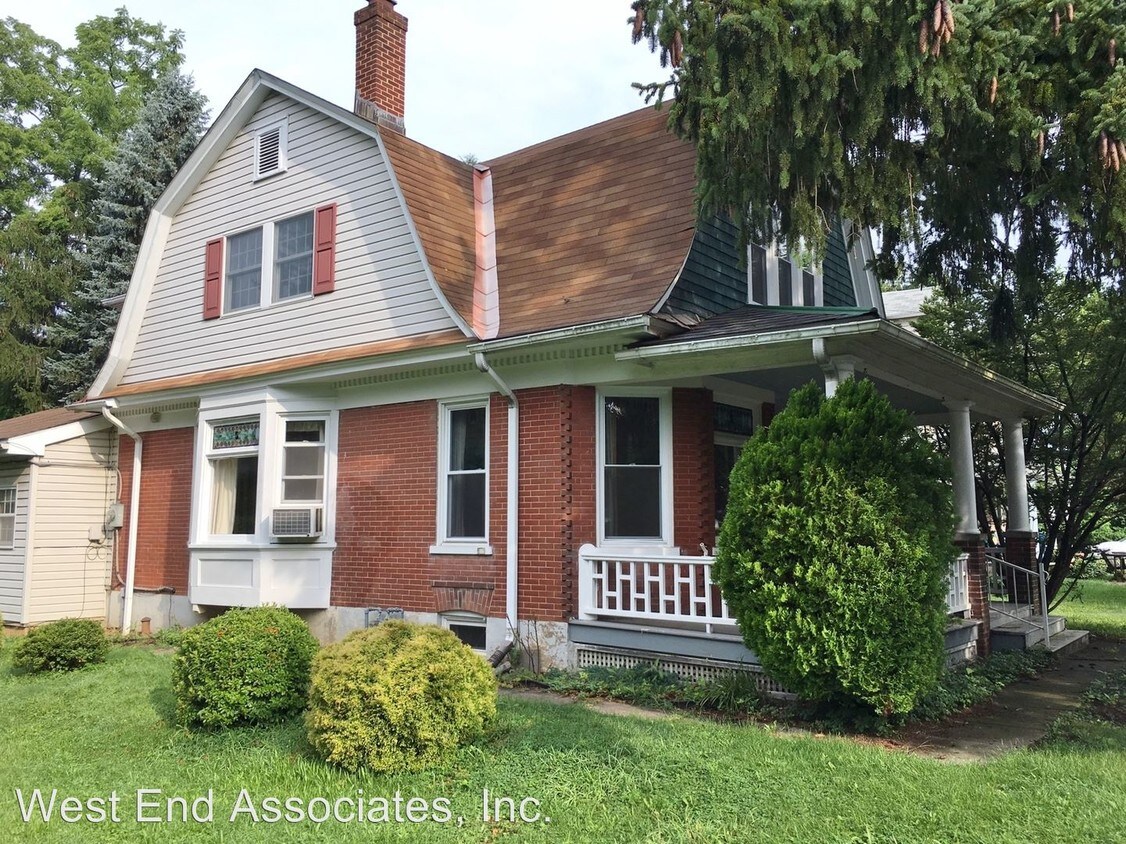 Primary Photo - 3 br, 1.5 bath House - 2020 Whitehall Avenue