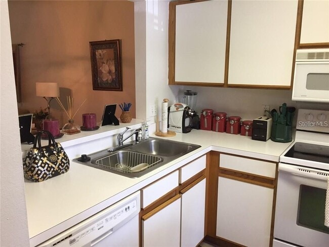 Building Photo - 2361 Water View Loop