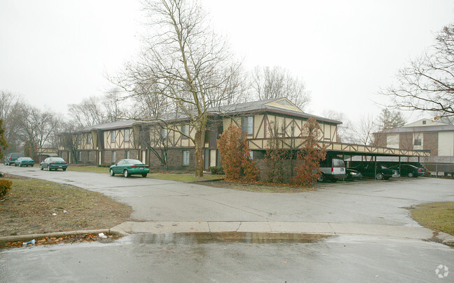 Building Photo - Stonegate