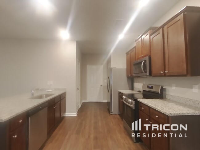 Building Photo - 287 Augusta Woods Dr