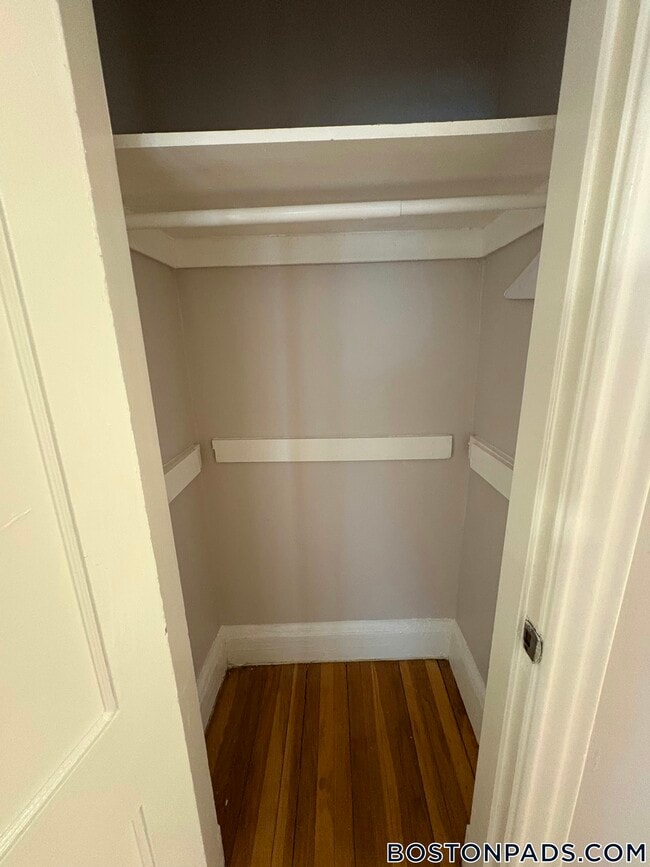 Building Photo - 30 Harwood St