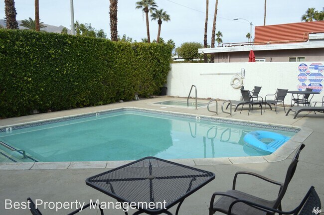 Building Photo - 1 br, 1.5 bath House - 860 N Indian Canyon...