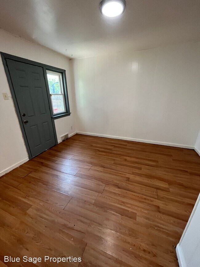 Foto del edificio - 3 br, 1 bath House - 1313 Highland Ave