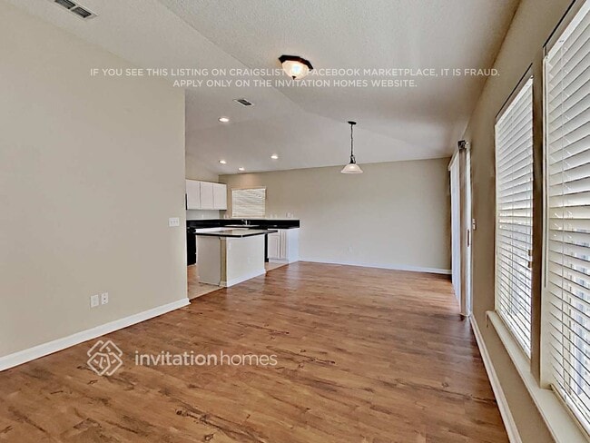 Building Photo - 76626 Timbercreek Blvd