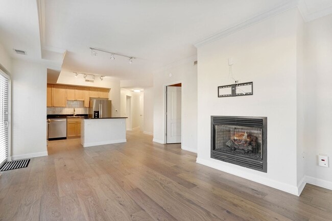 Building Photo - Professionally Managed and Updated// 2 Bedroom 2 bathroom Condo// Logan Circle! // Garage Parking...