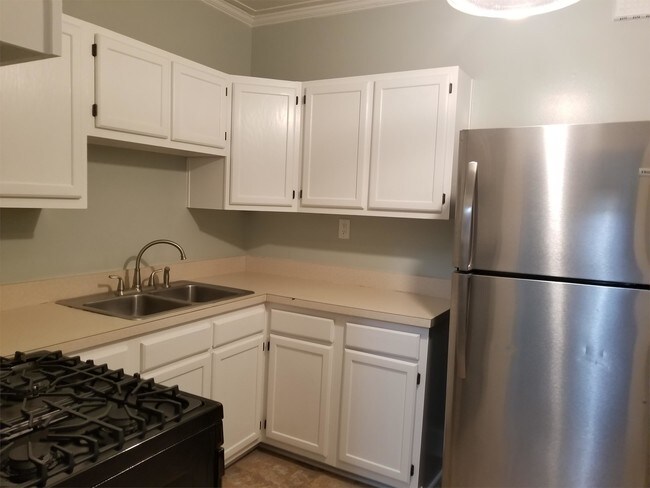 Foto del edificio - 2632 Keller Ave