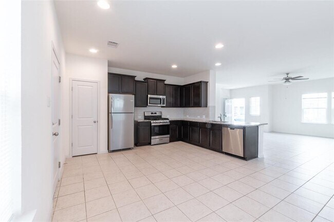 Foto del edificio - 217 Bent Creek Dr