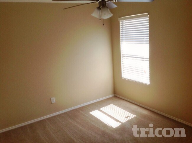 Foto del edificio - 1412 Royal Meadows Tr