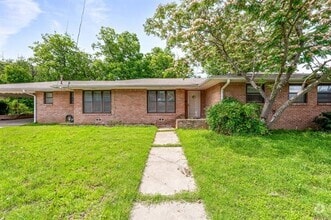 Building Photo - 905 W Tarleton St
