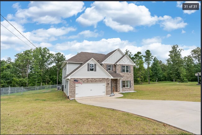 Foto del edificio - 6643 White Oak Ln