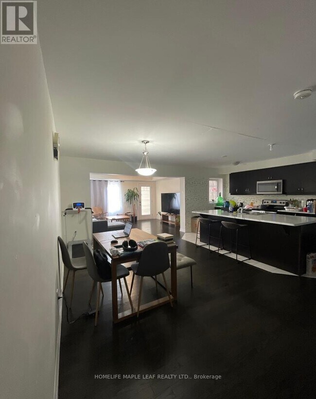 Photo du bâtiment - 203 Lemieux Ct