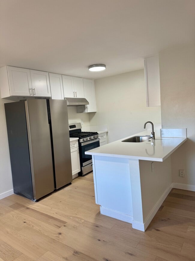 Electrodomésticos de cocina nuevos - 4633 Marine Ave