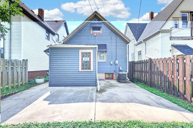 Foto del edificio - 2836 N Richards St