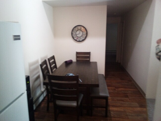 Foto del edificio - 233 Old Fort Rd