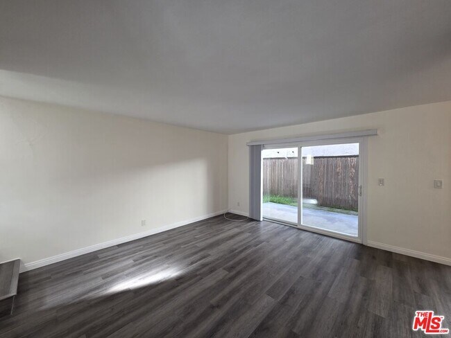 Foto del edificio - 517 N Francisca Ave