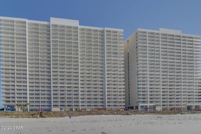 Foto del edificio - 10901 Front Beach Rd