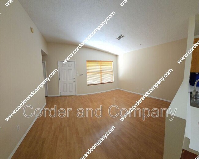 Foto del edificio - 10615 Monte Bello Ct NW