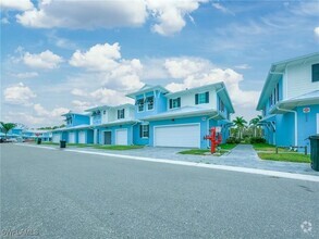 Building Photo - 26330 Coco Cay Cir