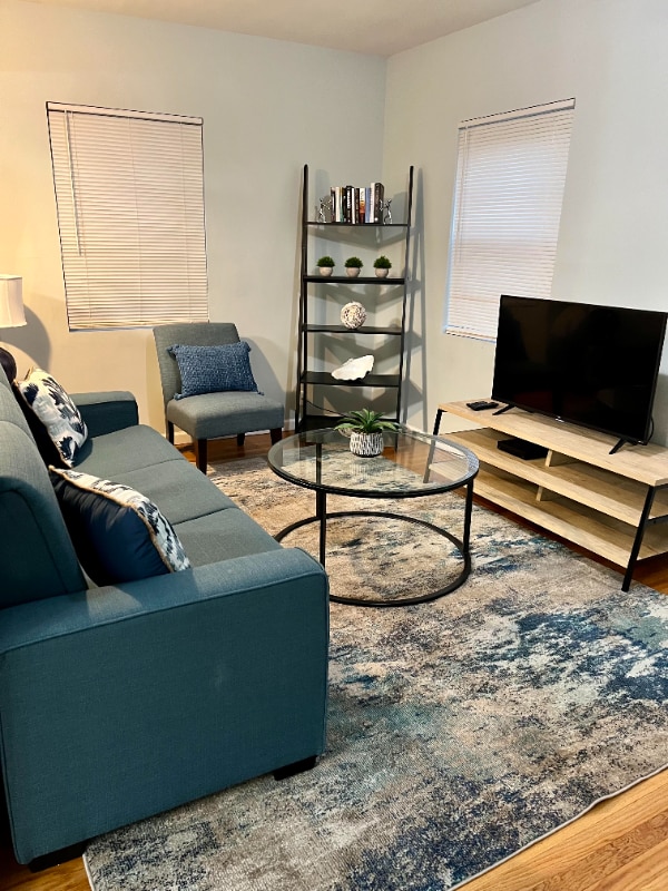 Photo - 1035 Dana Ave Apartment