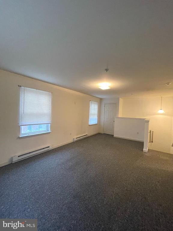 Building Photo - 159 E Chestnut St