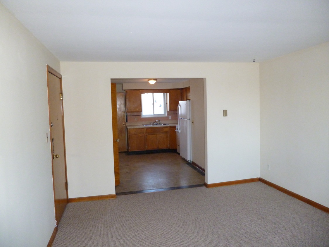 LIVING ROOM - 3420 Genesee St