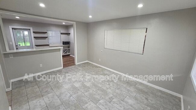 Foto del edificio - 1621 Huntington St