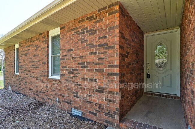Foto del edificio - 1022 W McGee St