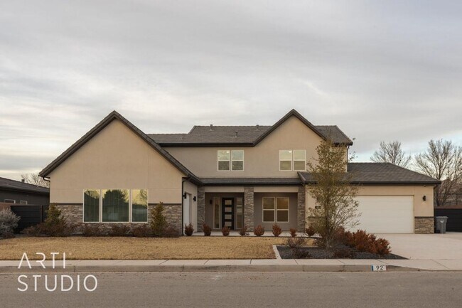 Foto del edificio - Washington Fields 4 bed | 3 1/2 bath | 3 c...