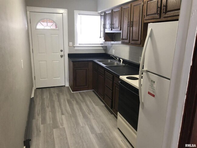 Foto del edificio - 209 E 10th St