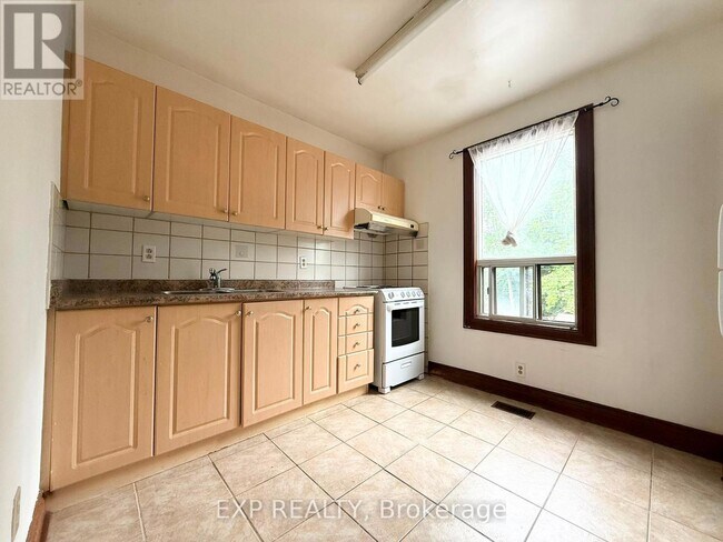 Photo du bâtiment - 759 Gerrard St E