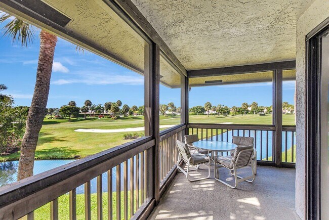 Building Photo - 19411 Sabal Lake Dr