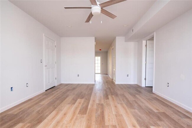 Building Photo - 5600 Coplay Rd