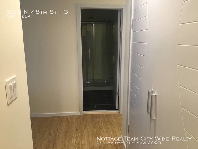 Foto del edificio - 800 N 48th St