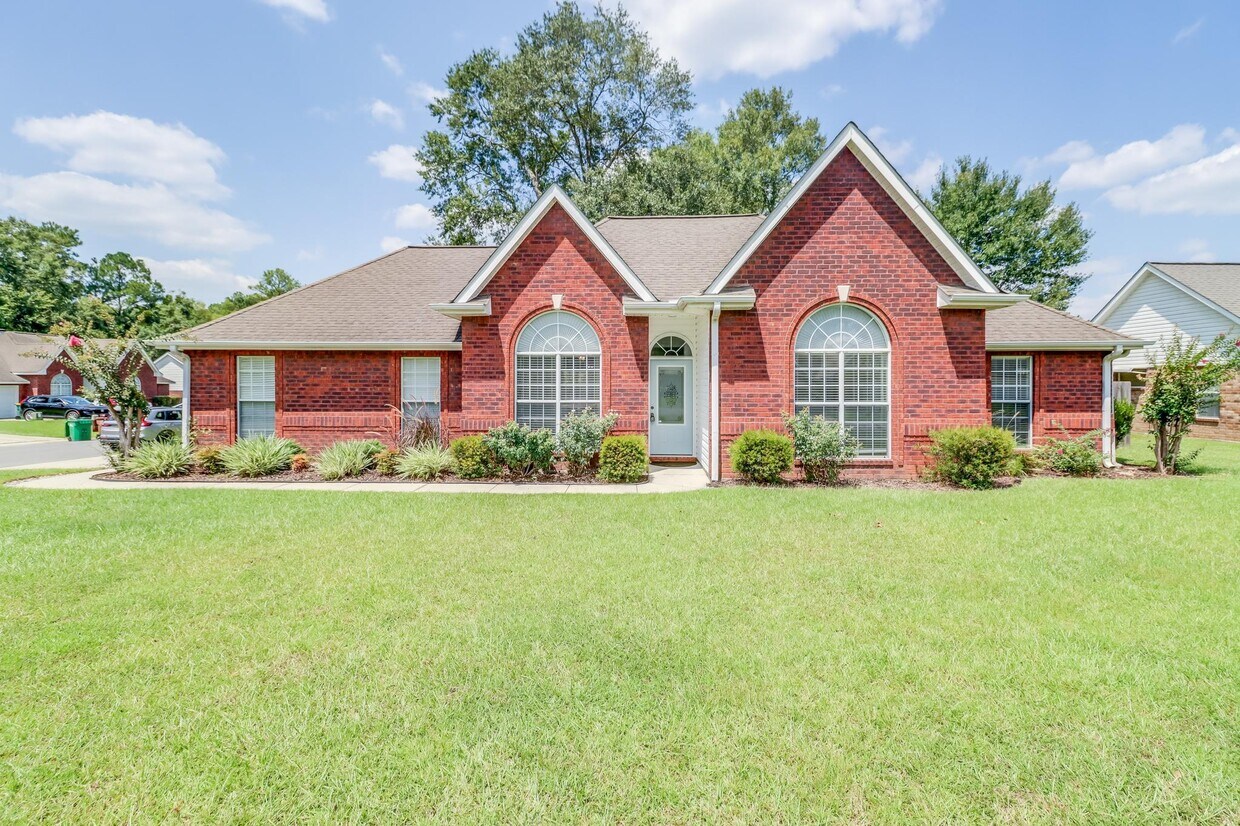 Foto principal - 14081 Oak View Cir