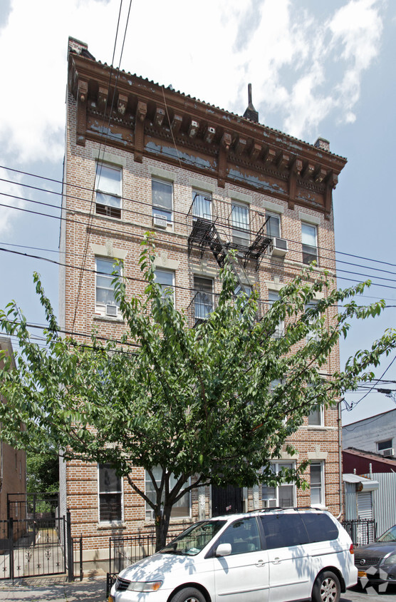 Building Photo - 1365 63rd St