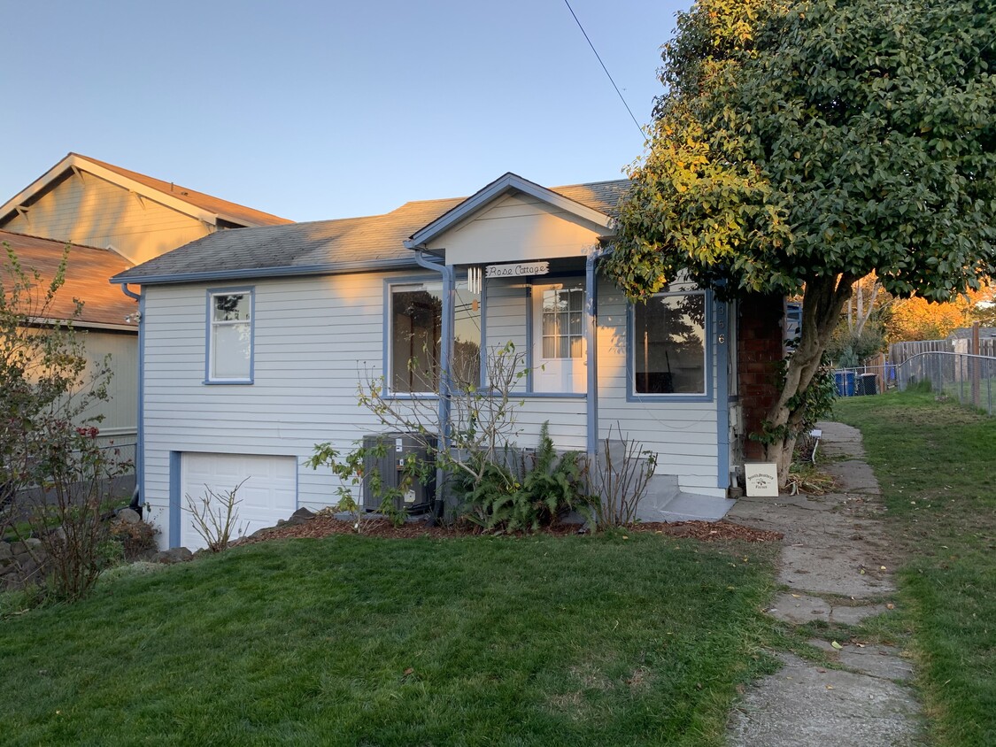 Primary Photo - 9356 55th Ave S