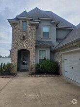 Building Photo - 724 Fir Wood Ln