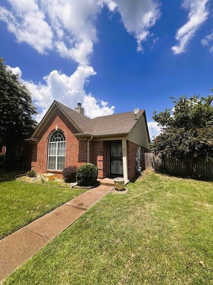 Photo - 6900 Wrigley Dr House