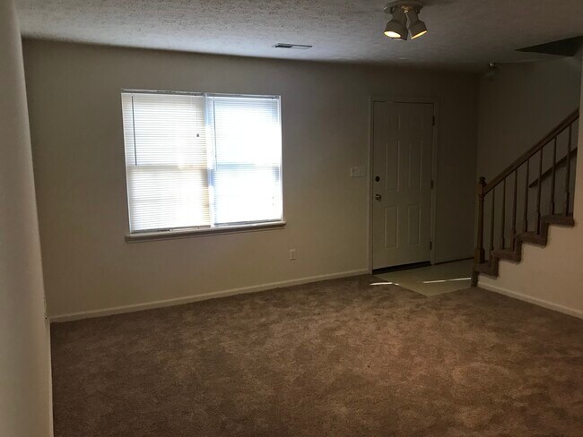 Foto del edificio - 540 Monticello Ave