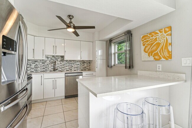 Foto del edificio - 1470 S Ocean Blvd