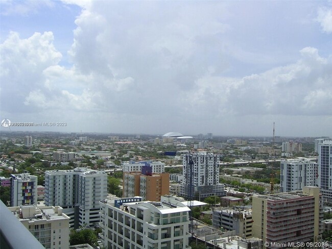 Building Photo - 1111 SW 1st Ave